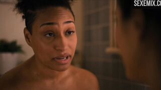 Rosanny Zayas, Arienne Mandi bathing in the bathroom - The L Word: Generation Q