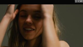 Ben Hardy seduces Sidney Sweeney - The Voyeurs