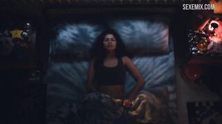 Zendaya Height masturbates in bed, series - Euphoria