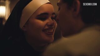 Barbie Ferreira gets cunnilingus in a bathroom, scene - Euphoria