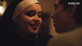 Barbie Ferreira gets cunnilingus in a bathroom, scene - Euphoria