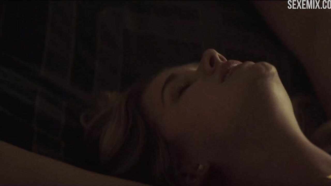 Elizabeth Lail bartender sex scene in You