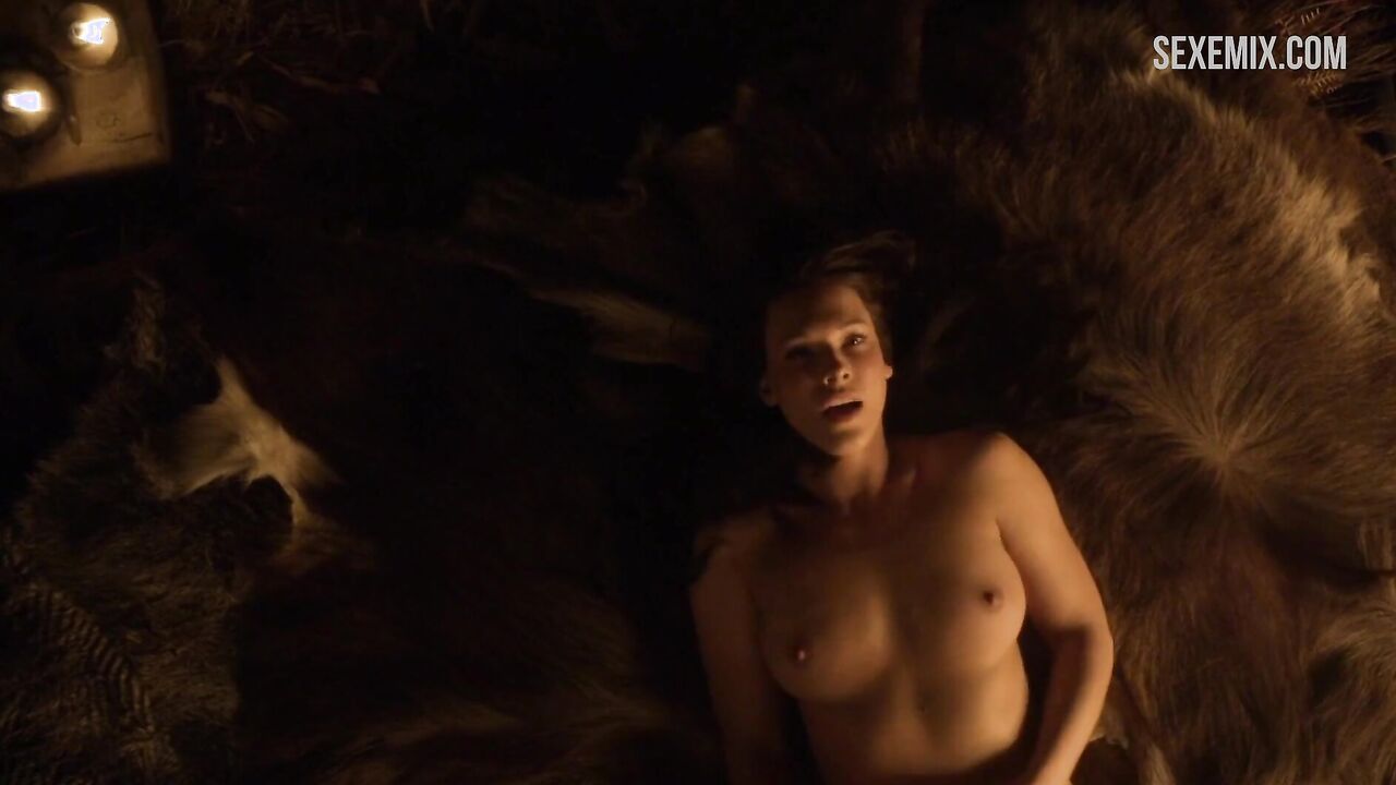 Erin Cummings sex scene Lotus Sex Position in Spartacus