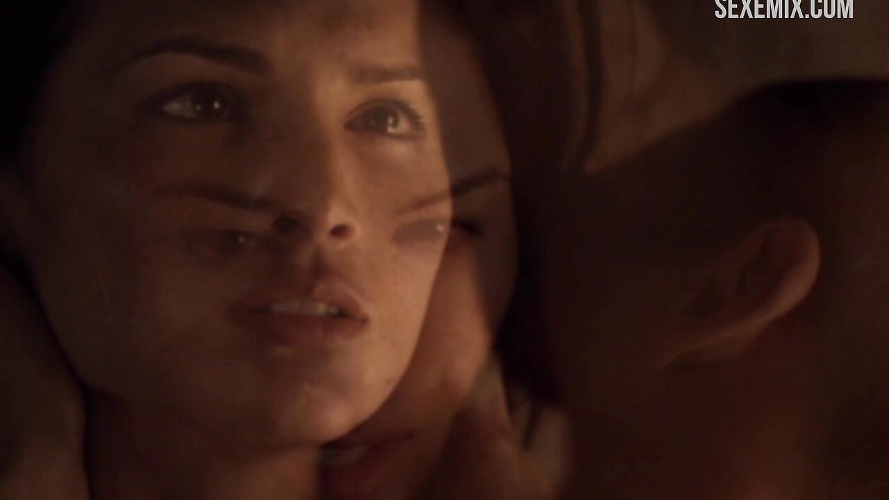 Katrina Law Sex Bare Breasted Sex Scene in Spartacus