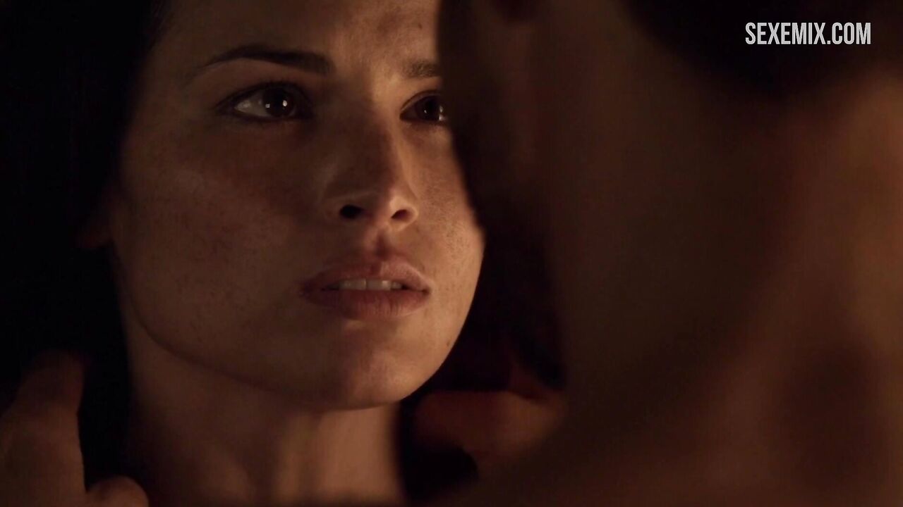 Katrina Law Sex Bare Breasted Sex Scene in Spartacus