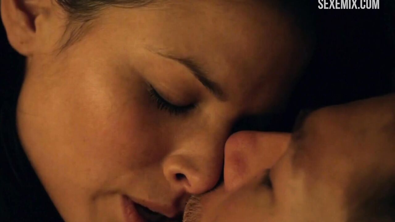 Katrina Law breats sex scene in Spartacus