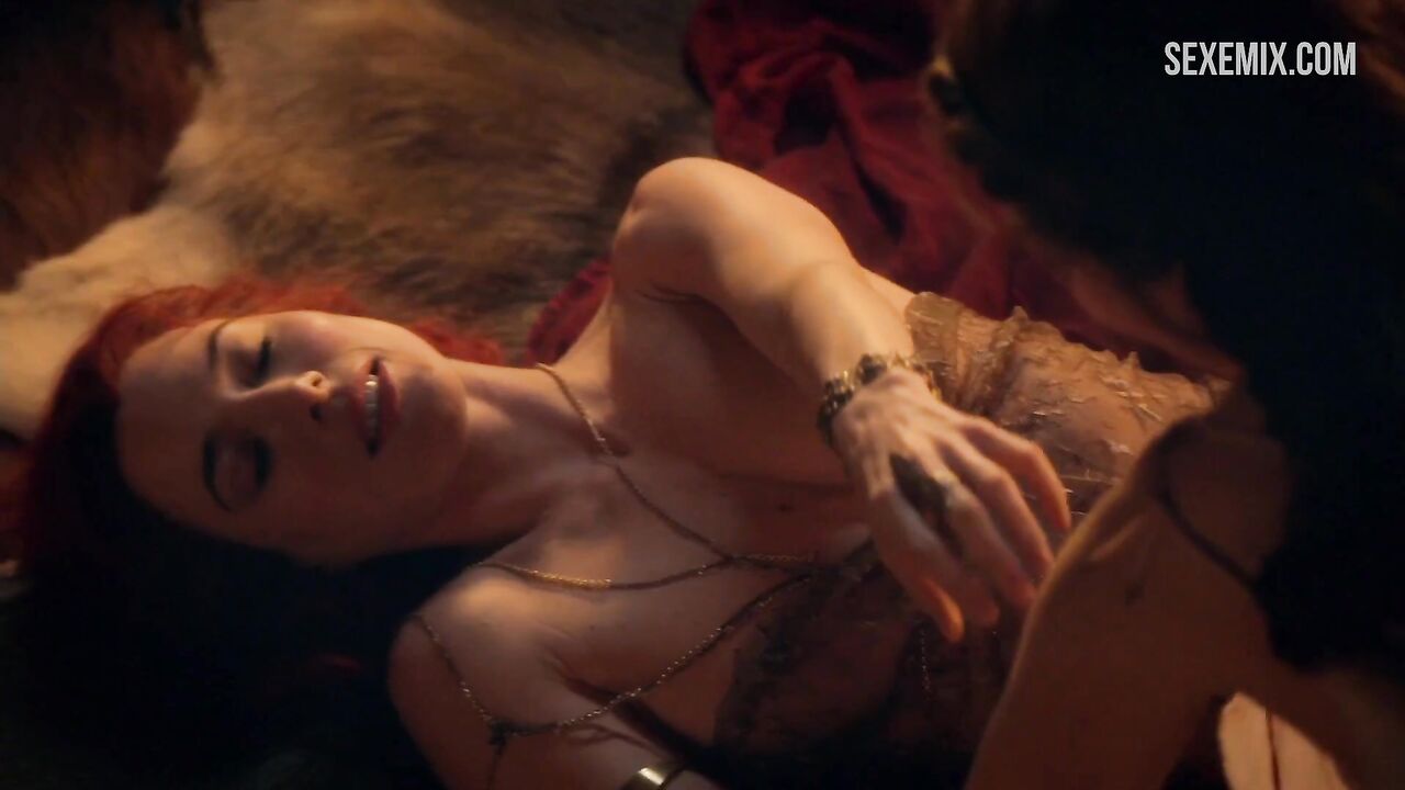 Lucy Lawless, lesbian scene in Spartacus