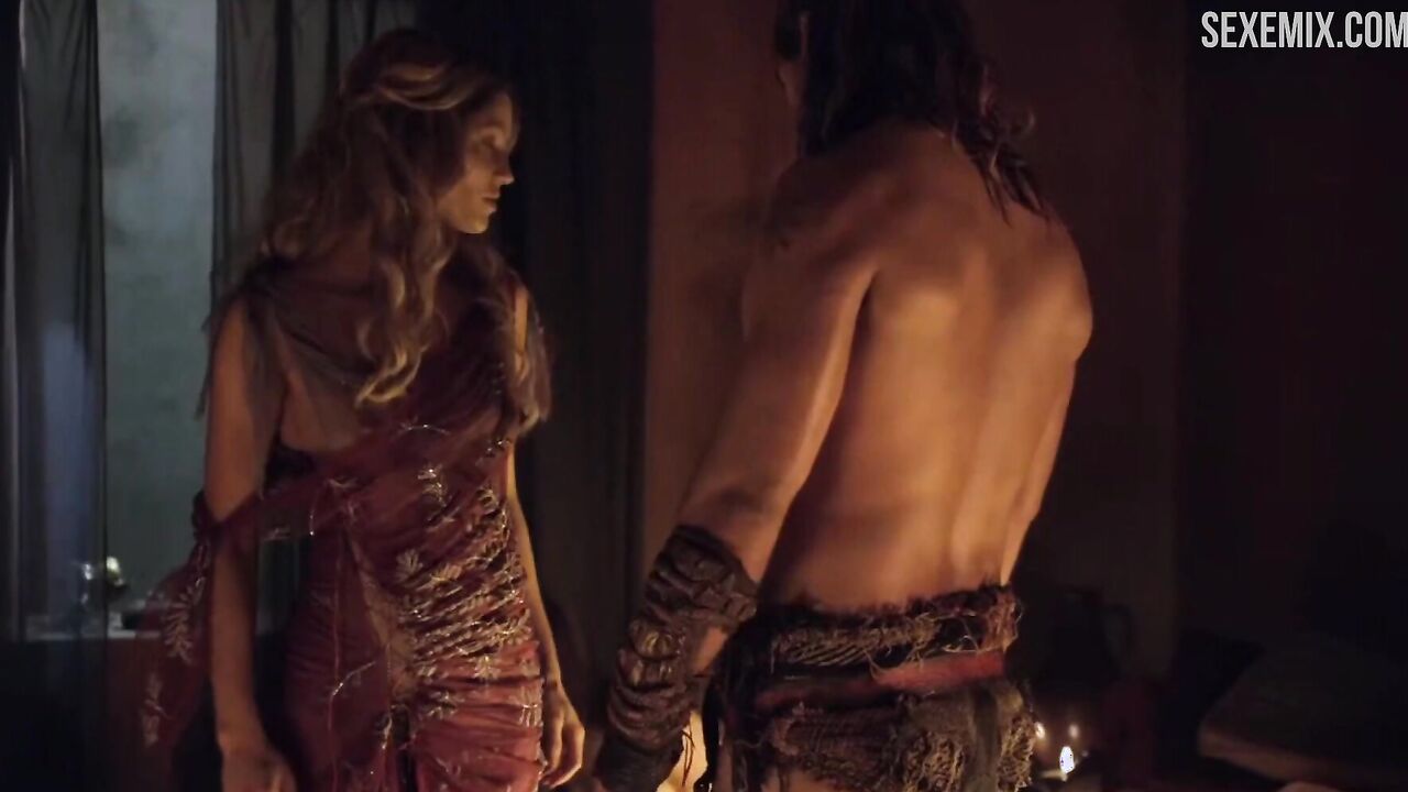 Gwendoline Taylor naked breasts - Spartacus