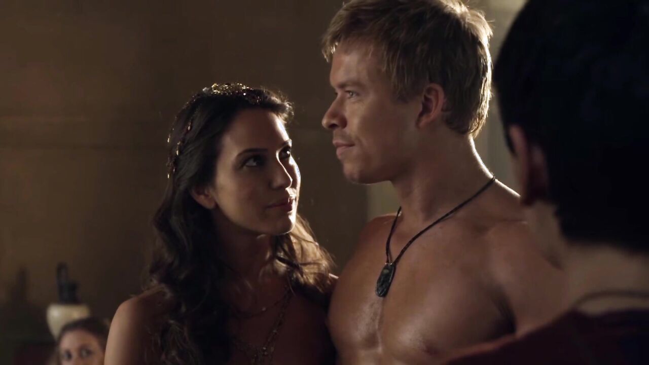 Erotic scene with sex slaves, scene in - Spartacus