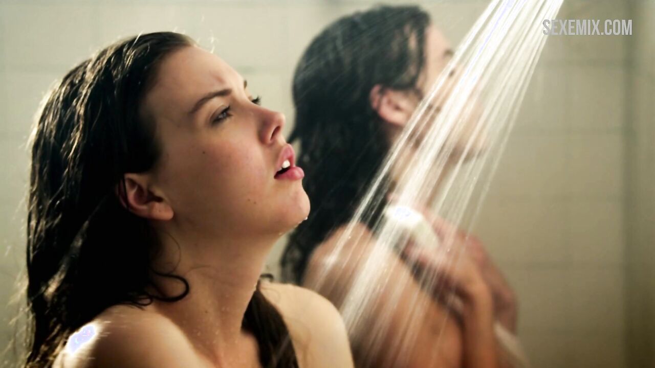 Kit Willesee In the shower Scene in Femme Fatales