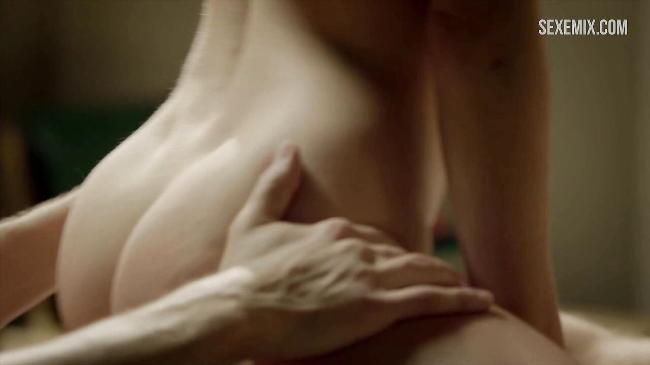 Stephanie Danielson (Emily) sex in bed scene in Femme Fatales