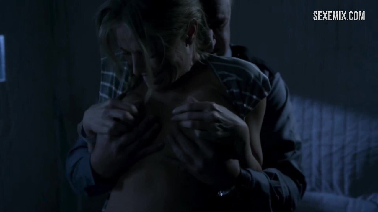 Kate Luyben breasts scene in Femme Fatales