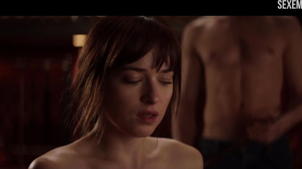 Dakota Johnson fickt im BDSM-Raum, Szene in Fifty Shades of Grey