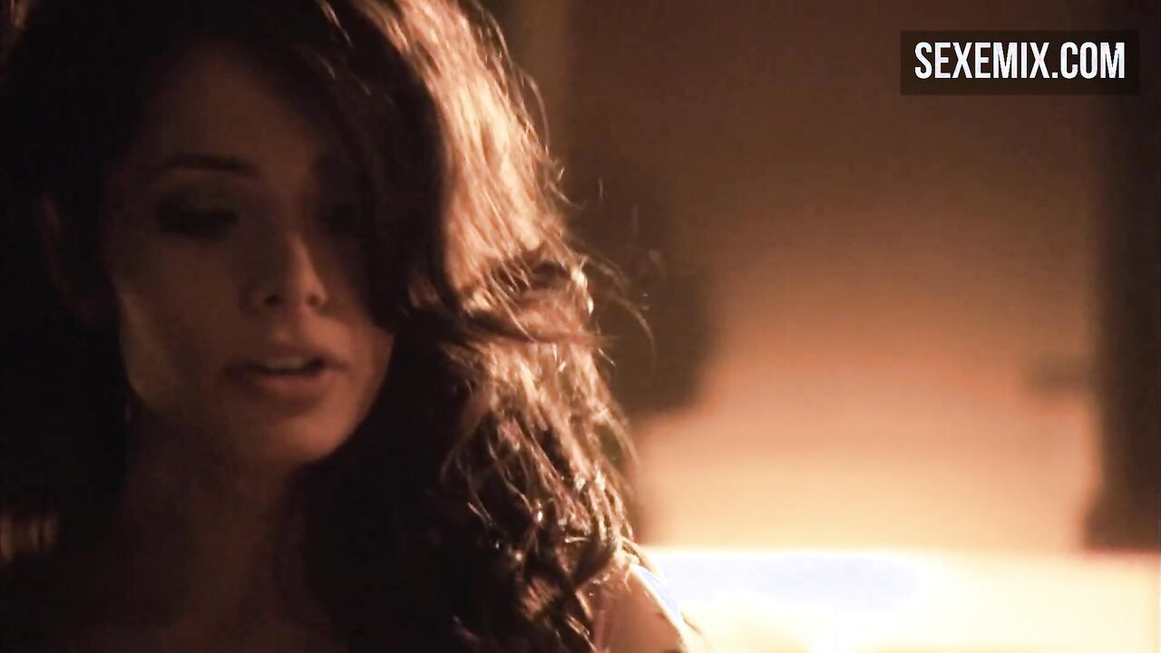 Sarah Shahi (Carmen) striptease for Katherine Moennig (Shane) - The L Word