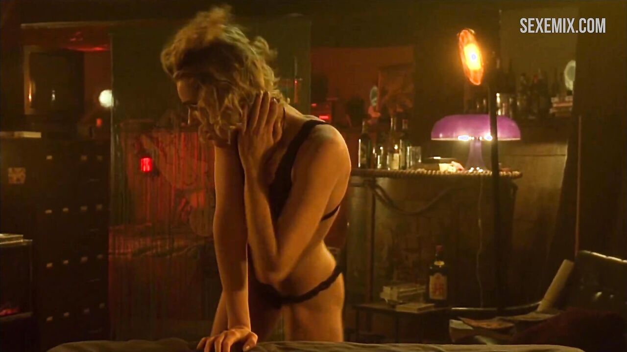 Rebecca Romijn Sexy dances in bar scene in - Femme Fatale