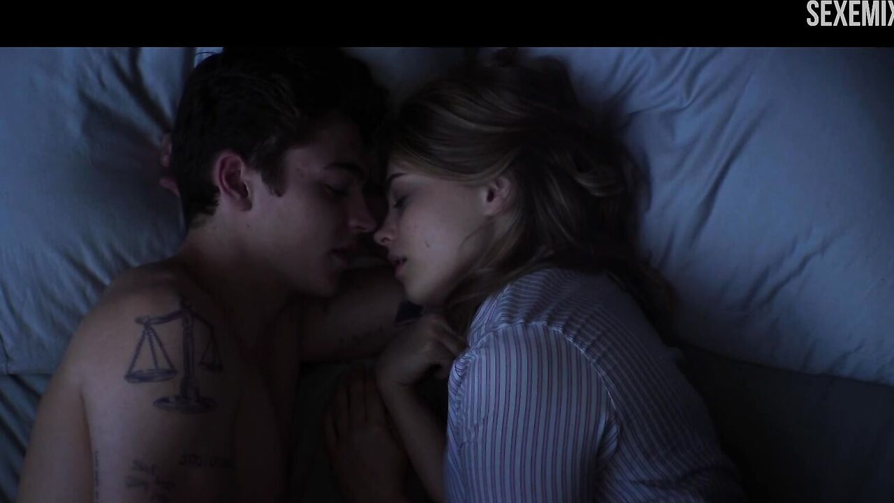 Josephine Langford Sexy scene in bed - After We Collided