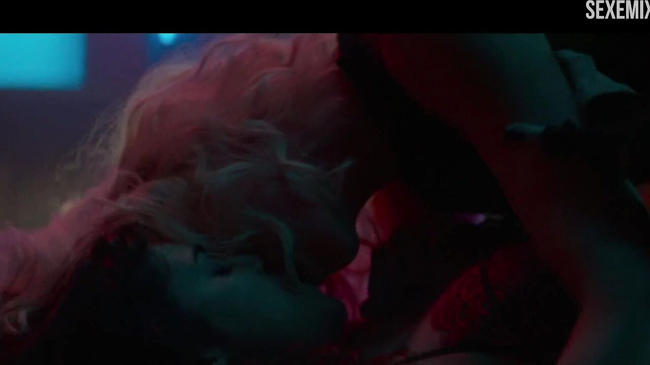 Sexy Sofia Boutella Lesbian scene in Atomic Blonde