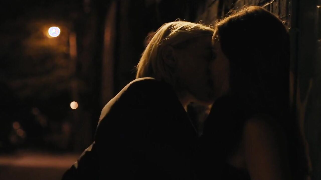 Erika Linder and Natalie Krill hot sexy scene in Below Her Mouth