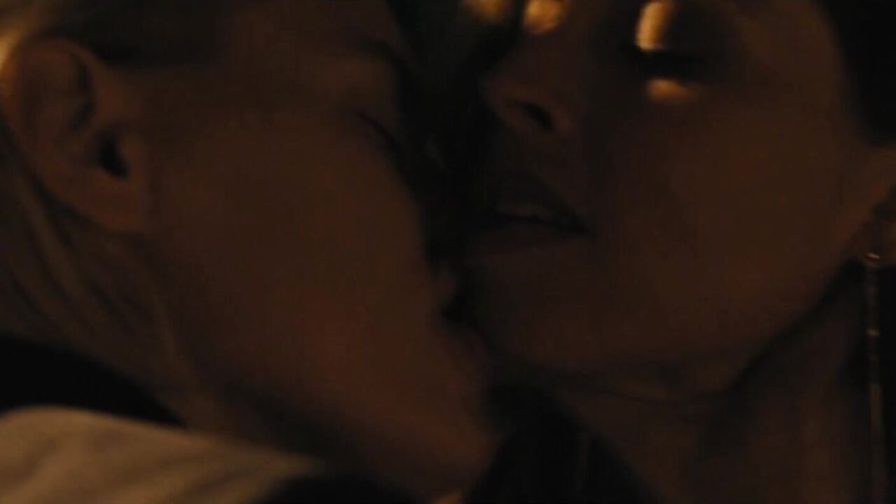 Erika Linder and Natalie Krill hot sexy scene in Below Her Mouth