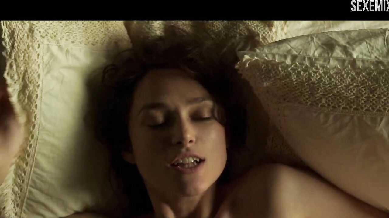 Eleanor Tomlinson lesbian scene in Colette