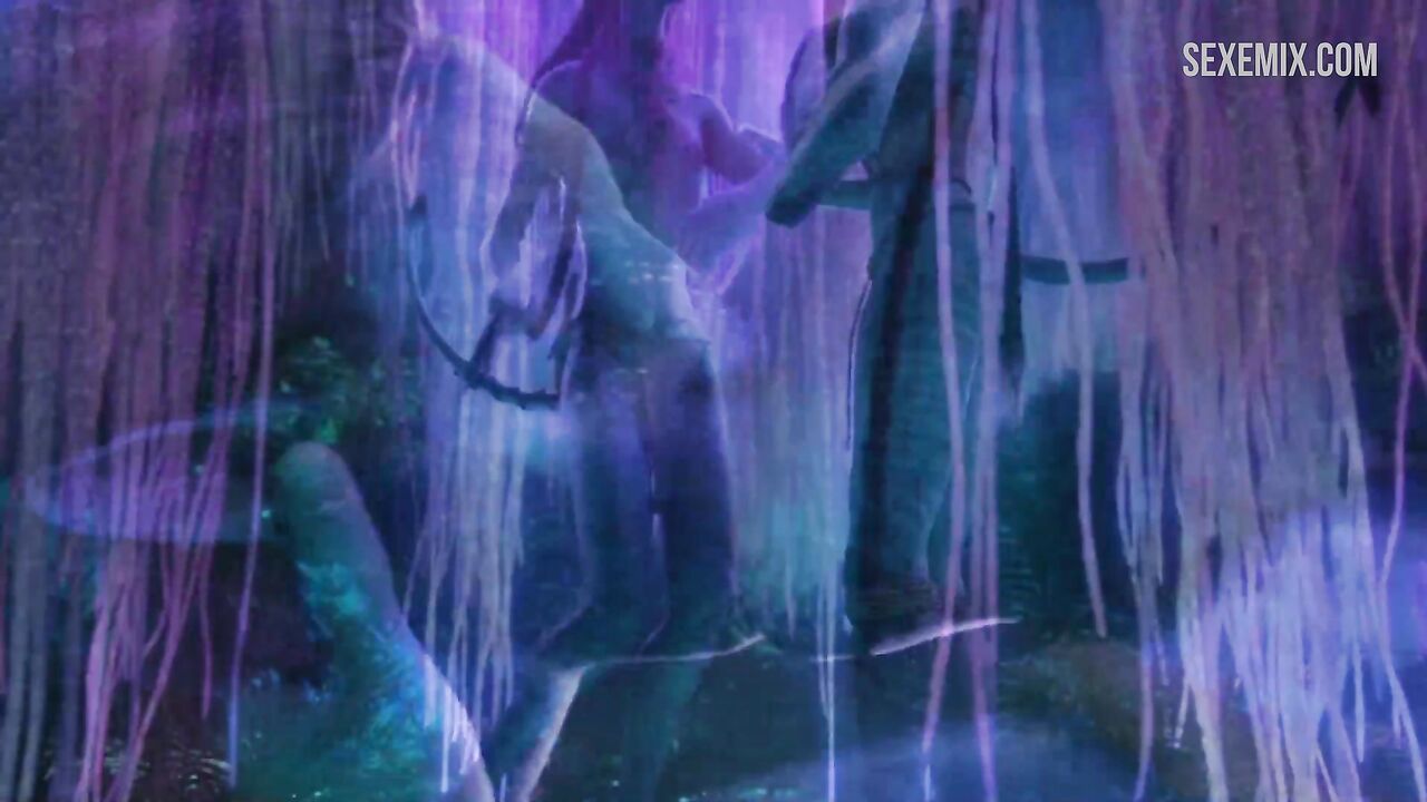 Jake Sully and Neytiri sex scene in Avatar