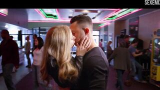 Cena quente do beijo de Scarlett Johansson em Don Jon