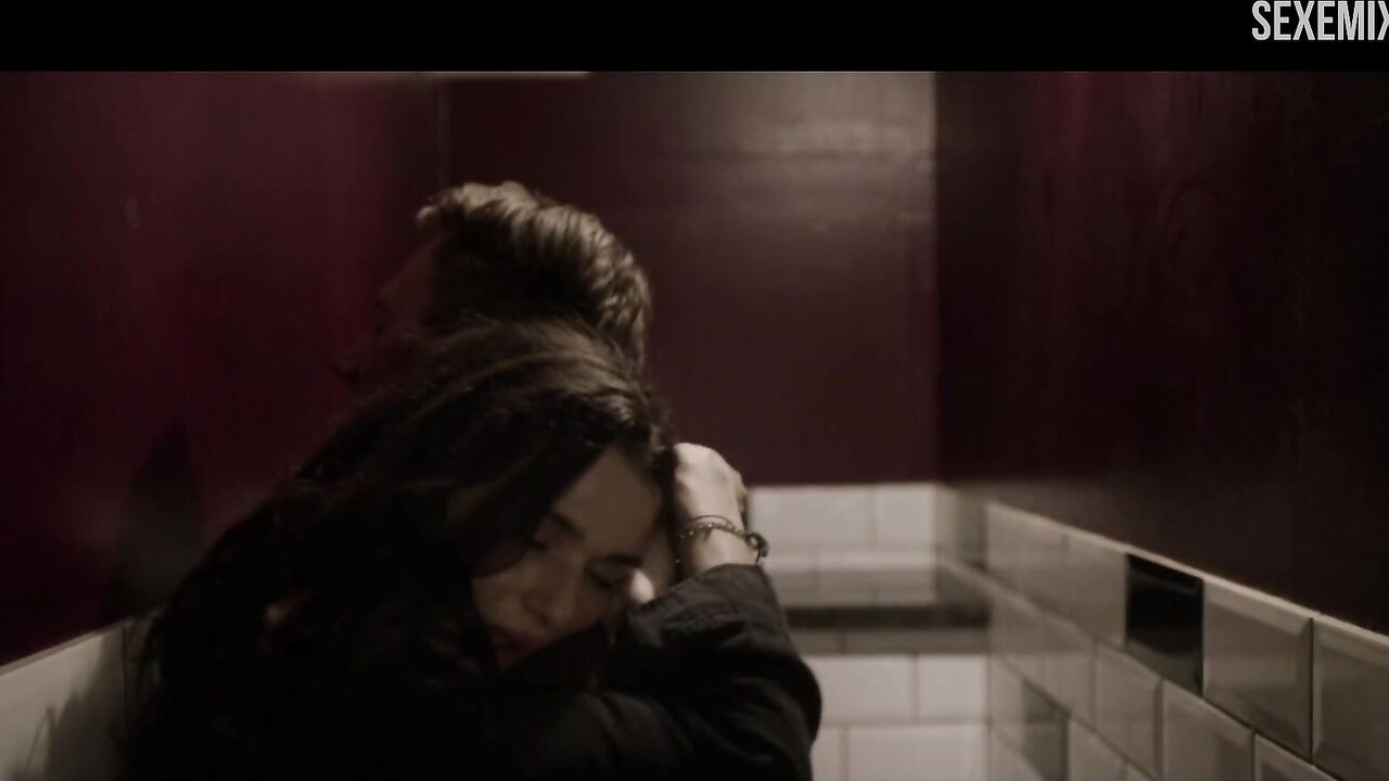 Rachel Weisz Toilet Fuck, scene in Disobedience