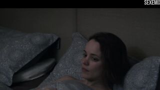 Rachel McAdams scopa a letto, scena in Disobedience