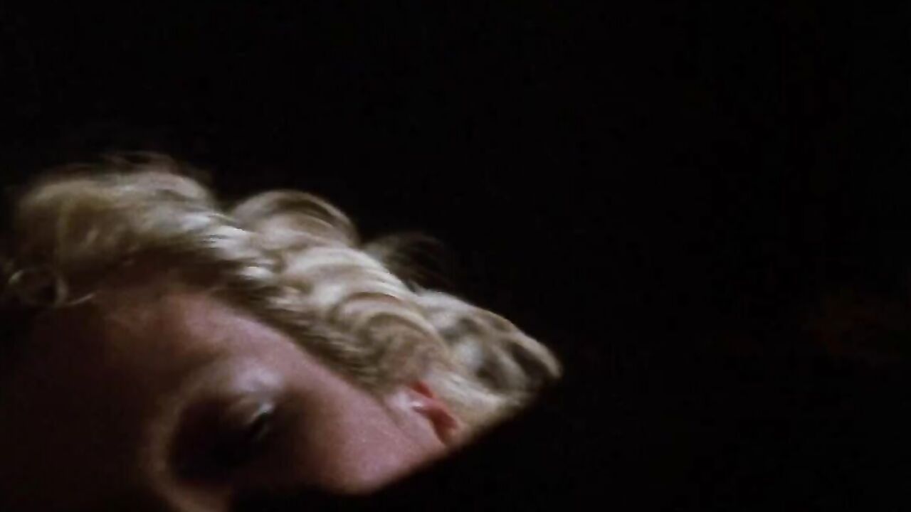 Kim Basinger Rape in table, Scene in 9 1/2 Weeks