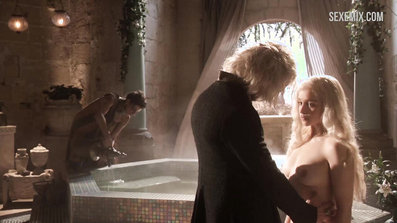 Nude Emilia Clarke Going into a Hot Tub, scene in Game of Thrones