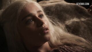 Emilia Clarke Erotic scene in Game of Thrones