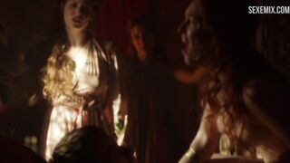 La prostituée apprend à plaire au client, scène dans Game of Thrones