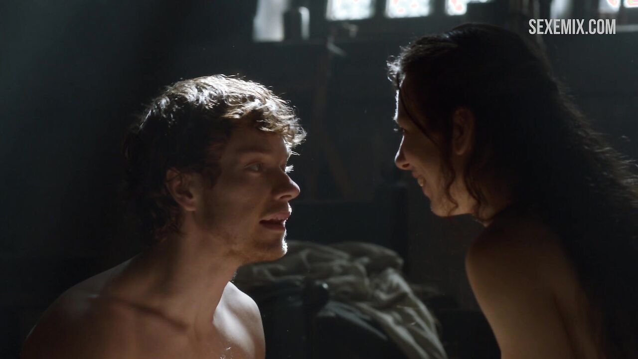 Sex with Amy Dawson in ship's cabin, scene in Game of Thrones