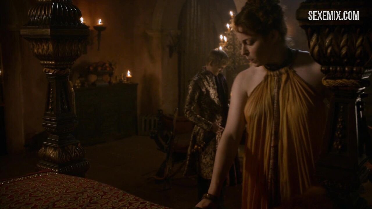 Esme Bianco, hard ass whipping, scene in Game of Thrones