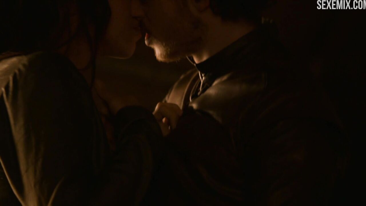 Oona Chaplin Erotic scene in Game of Thrones