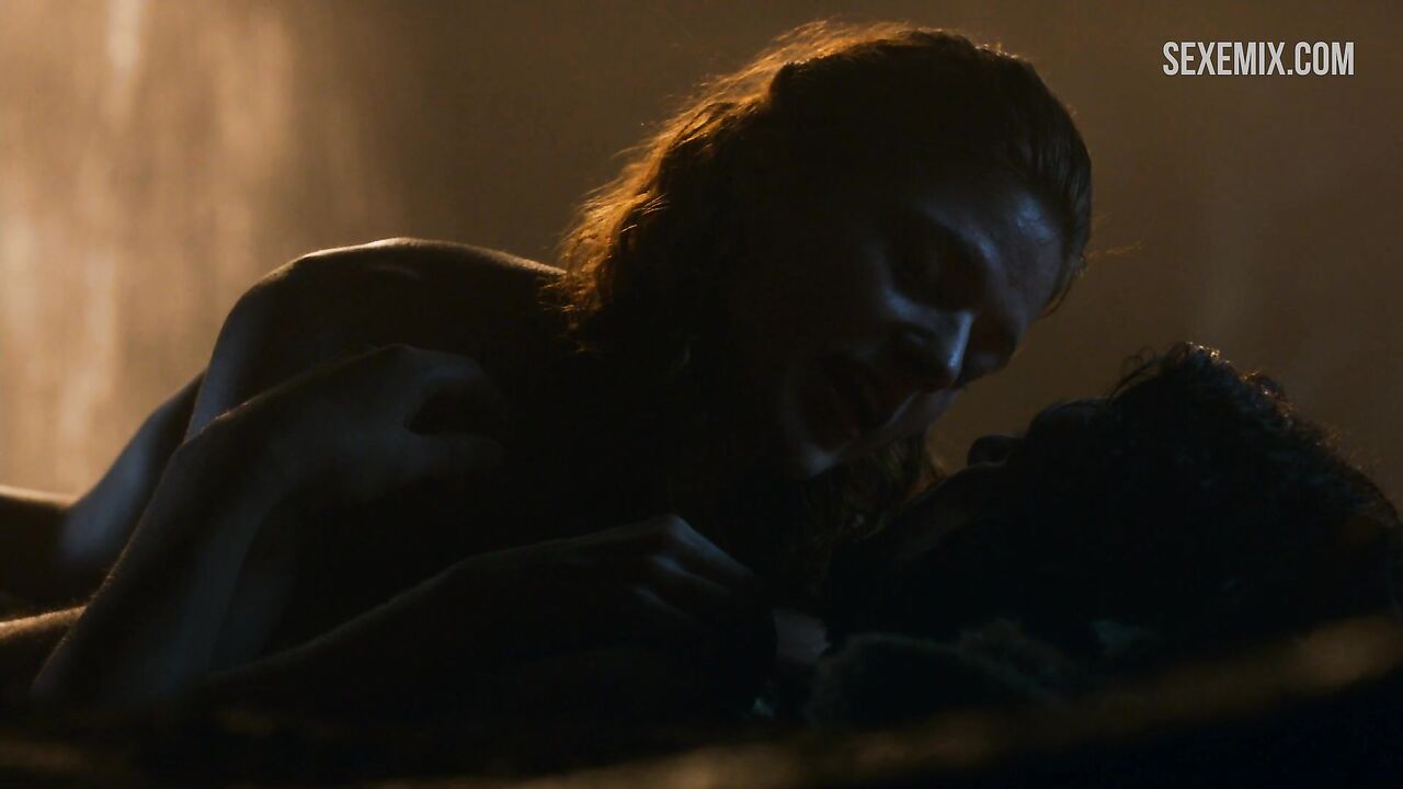 Rose Leslie has sex in a cave, scene in Game of Thrones