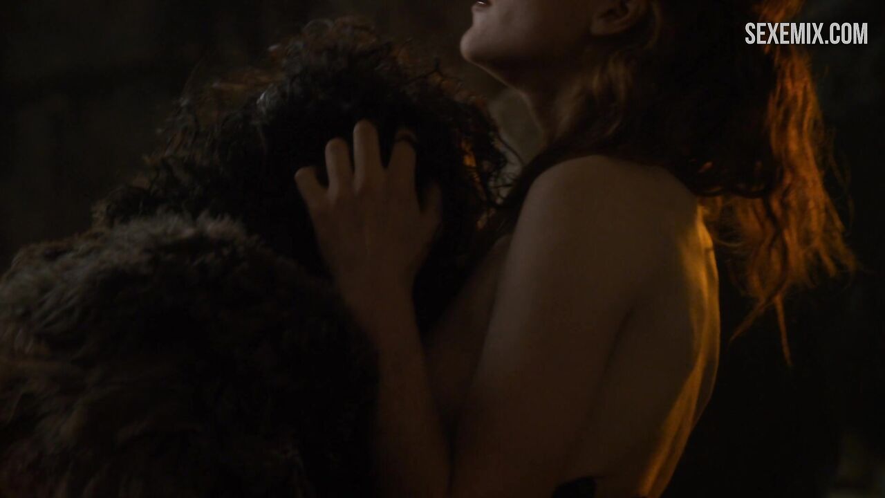 Rose Leslie has sex in a cave, scene in Game of Thrones