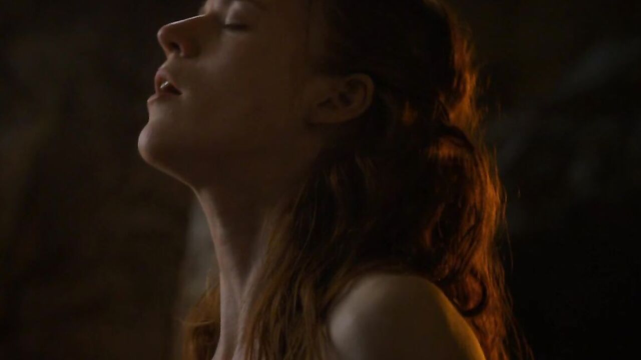 Rose Leslie has sex in a cave, scene in Game of Thrones