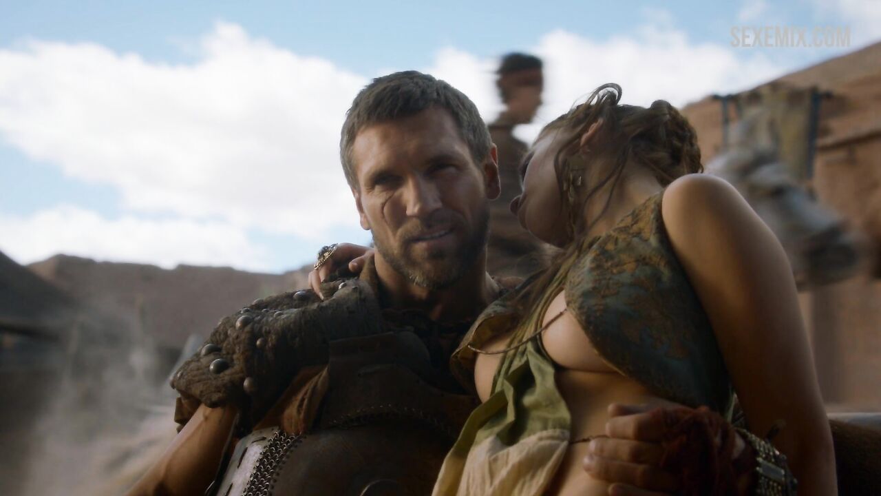 Sexy Talita Luke-Erdley, erotic scene in Game of Thrones