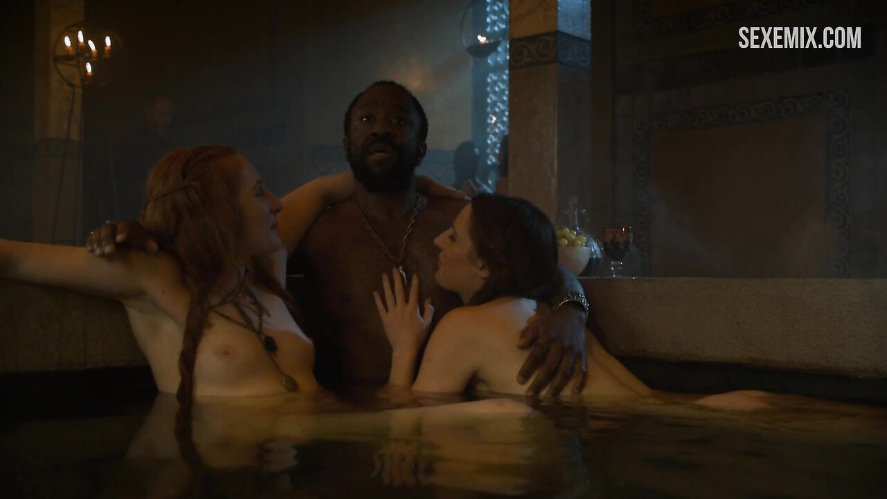 Sarine Sofair and Samantha Bentley bathing in the bathroom, scene in Game of Thrones