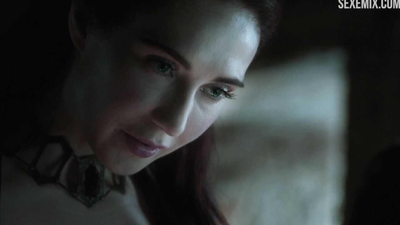 Carice van Houten seduces scene in Game of Thrones