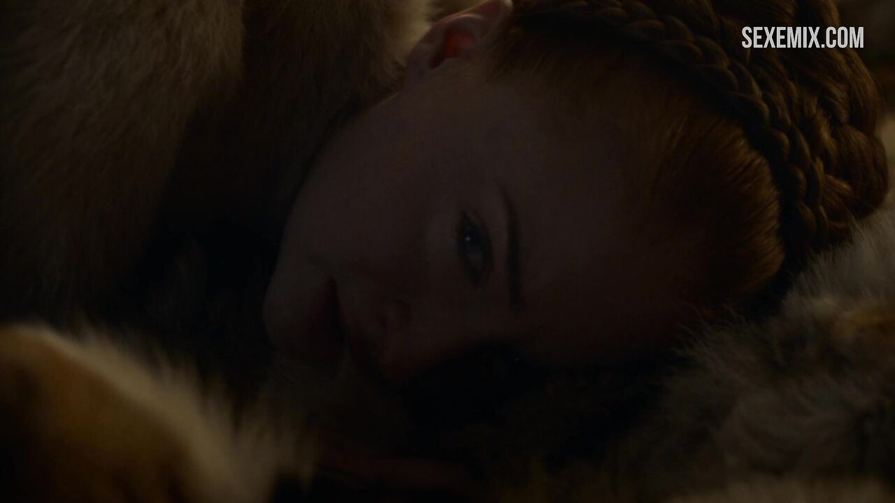 Sophie Turner fucked doggy style, scene in Game of Thrones