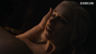 Daenerys Targaryen sex with Jon Snow, scene in Game of Thrones