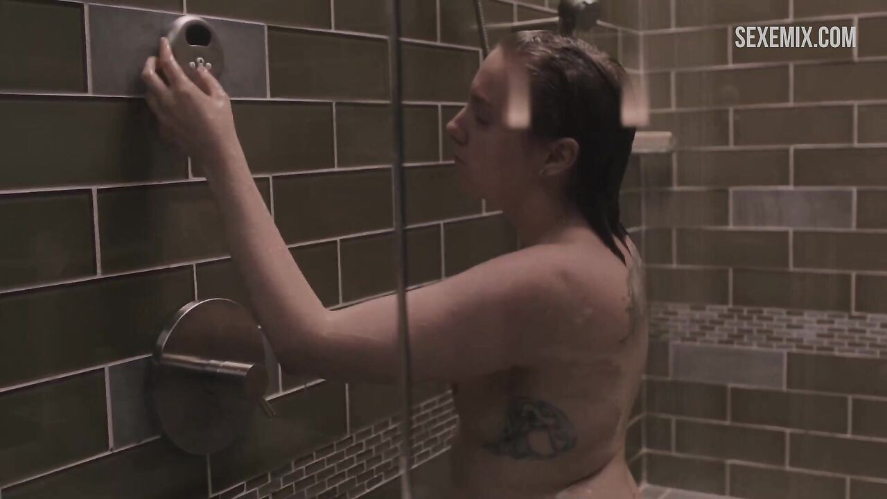 Lena Dunham takes a shower, scene in Girls