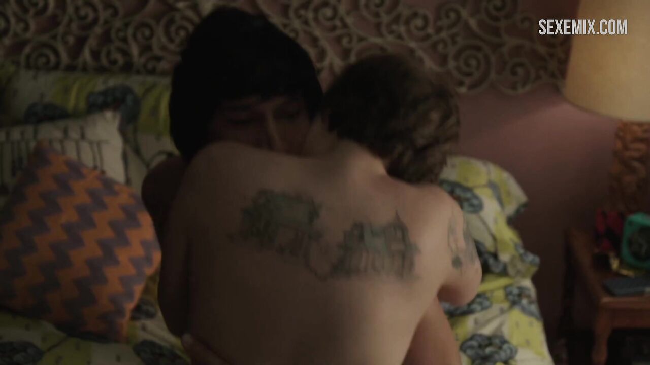 Lena Dunham fucked on the bed, scene in Girls