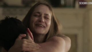 Jemima Kirke has sex while sitting up, scene in Girls