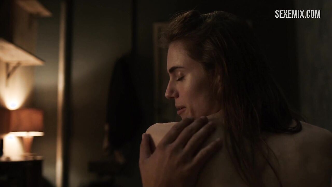 Allison Williams is cheating on her husband, scene in Girls