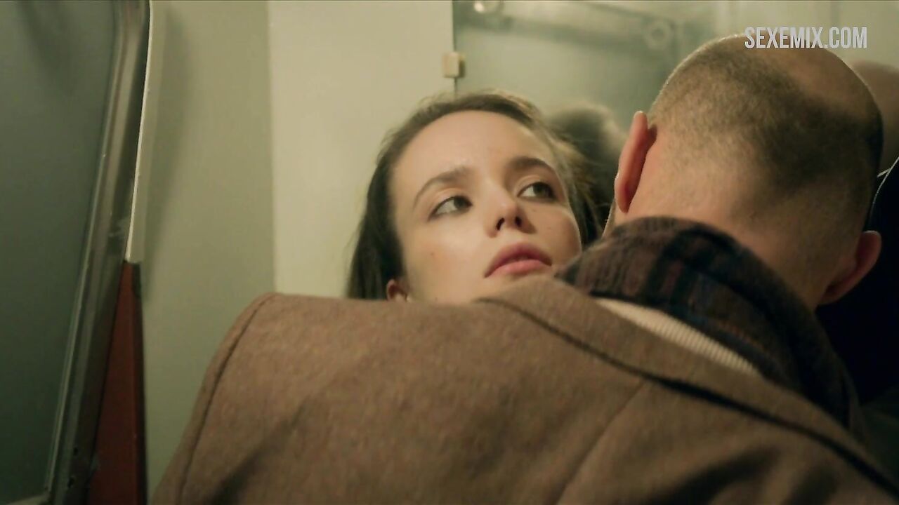 Stacy Martin sex in train toilet, scene in Nymphomaniac: Vol. I