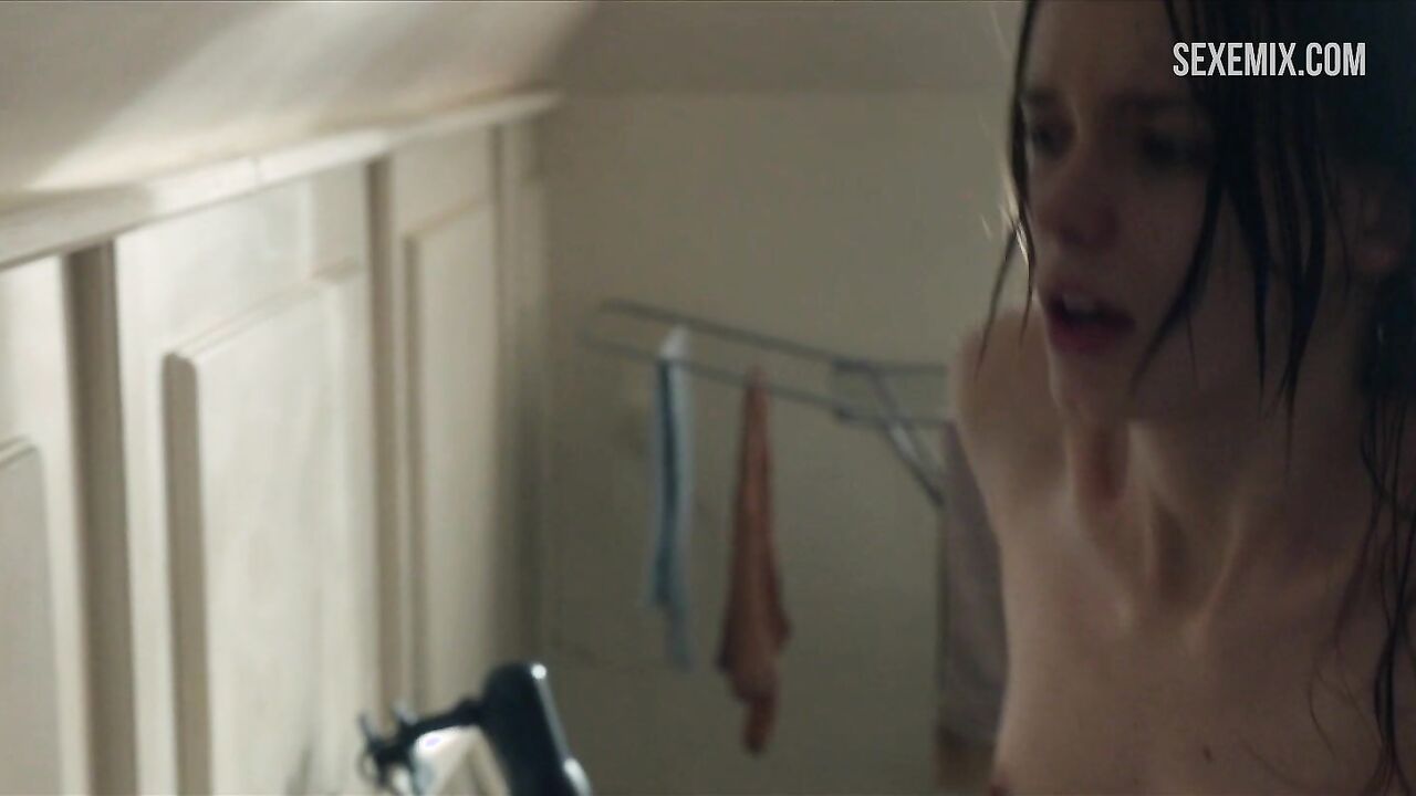 Stacy Martin excerpts of sex scenes with different partners, scene in Nymphomaniac: Vol. I