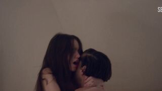 Stacy Martin Sex Against Wall, scène dans Nymphomaniac : Vol. II